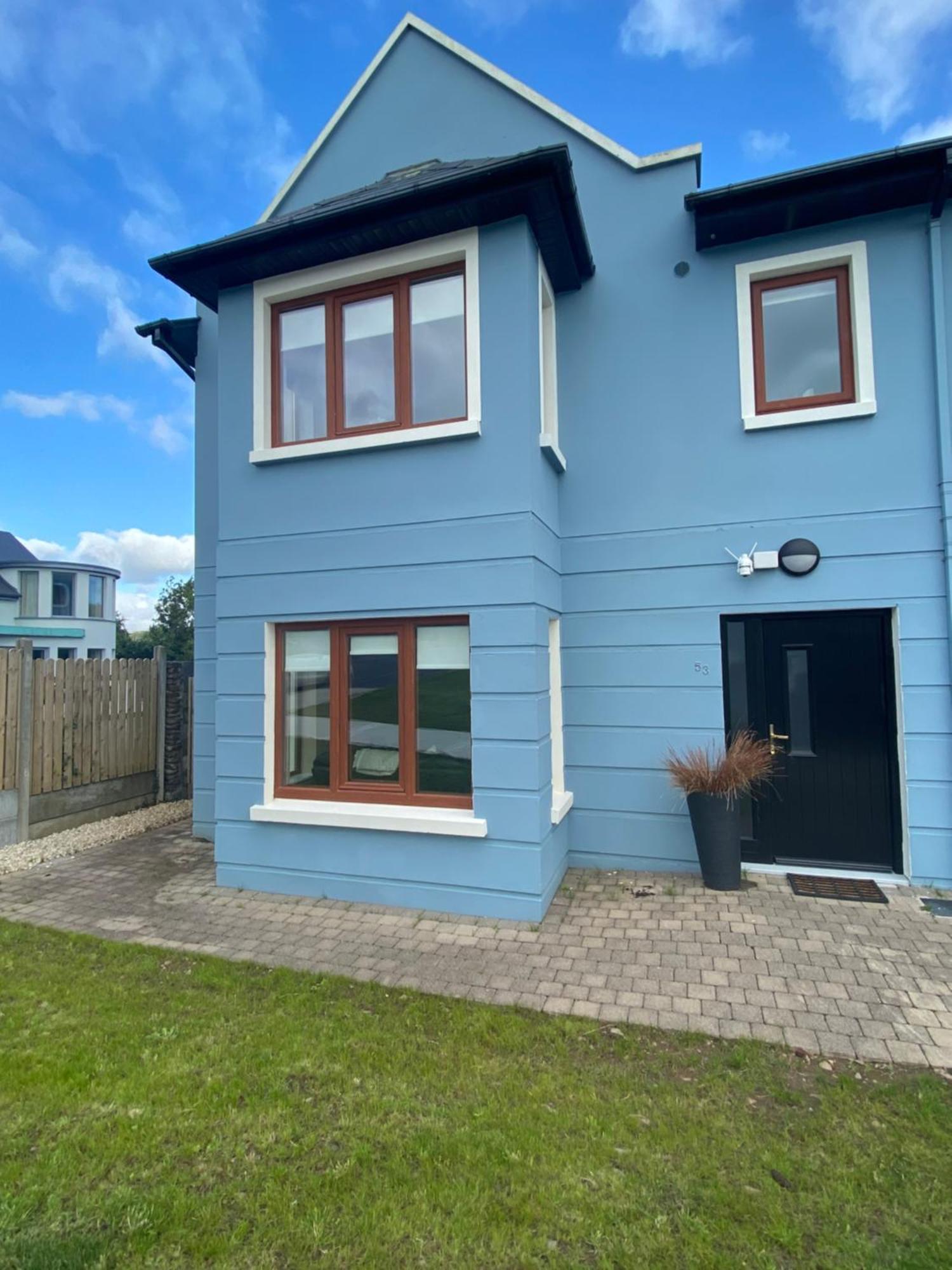 Wonderful Coastal Home In Dingle Town Exterior photo